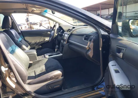 2012 Toyota Camry Se V6 z USA, uszkodzony, nr VIN 4T1BK1FK3CU017272